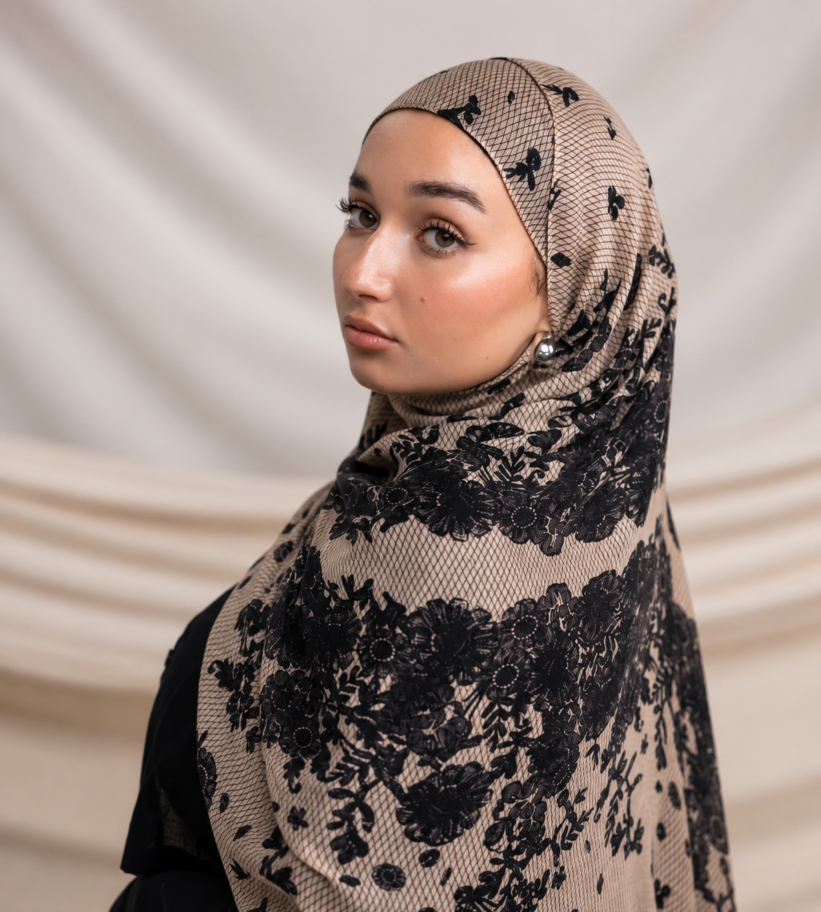Chantilly Lace Printed Jersey Hijab