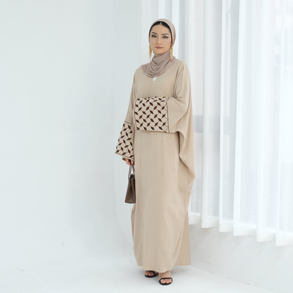 Keffiyah Embroidered Open Abaya - Beige