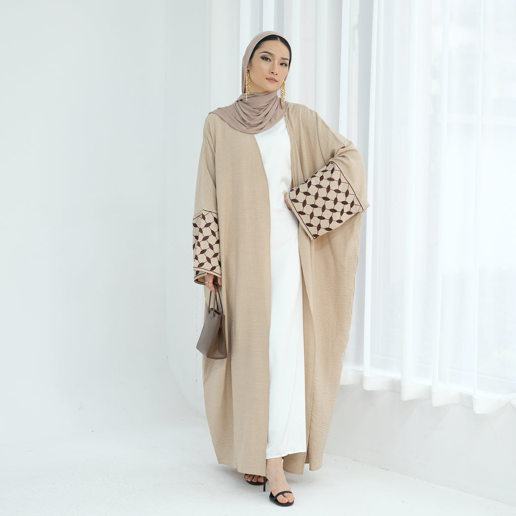 Keffiyah Embroidered Open Abaya - Beige